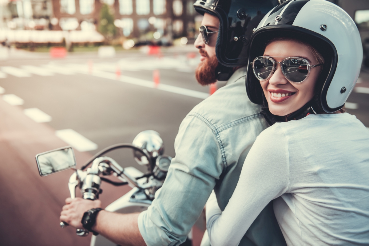 Risks Of Riding A Motorcycle Without A Helmet Lee Cossell And Feagley Llp
